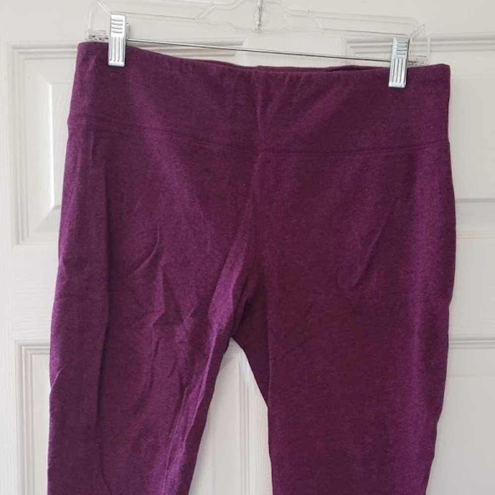 GAP fit Gfast Mid Rise Cotton Capri Leggings